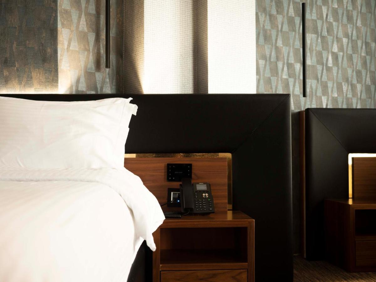 Select Hill Resort Linze Экстерьер фото